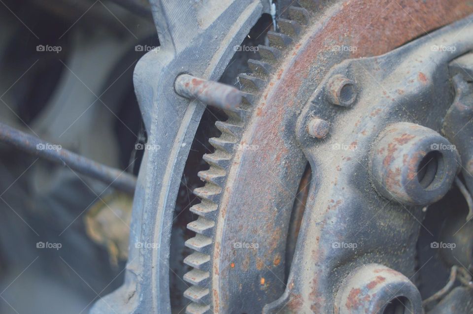 flywheel clutch disc rusty vintage motor background texture wallpaper