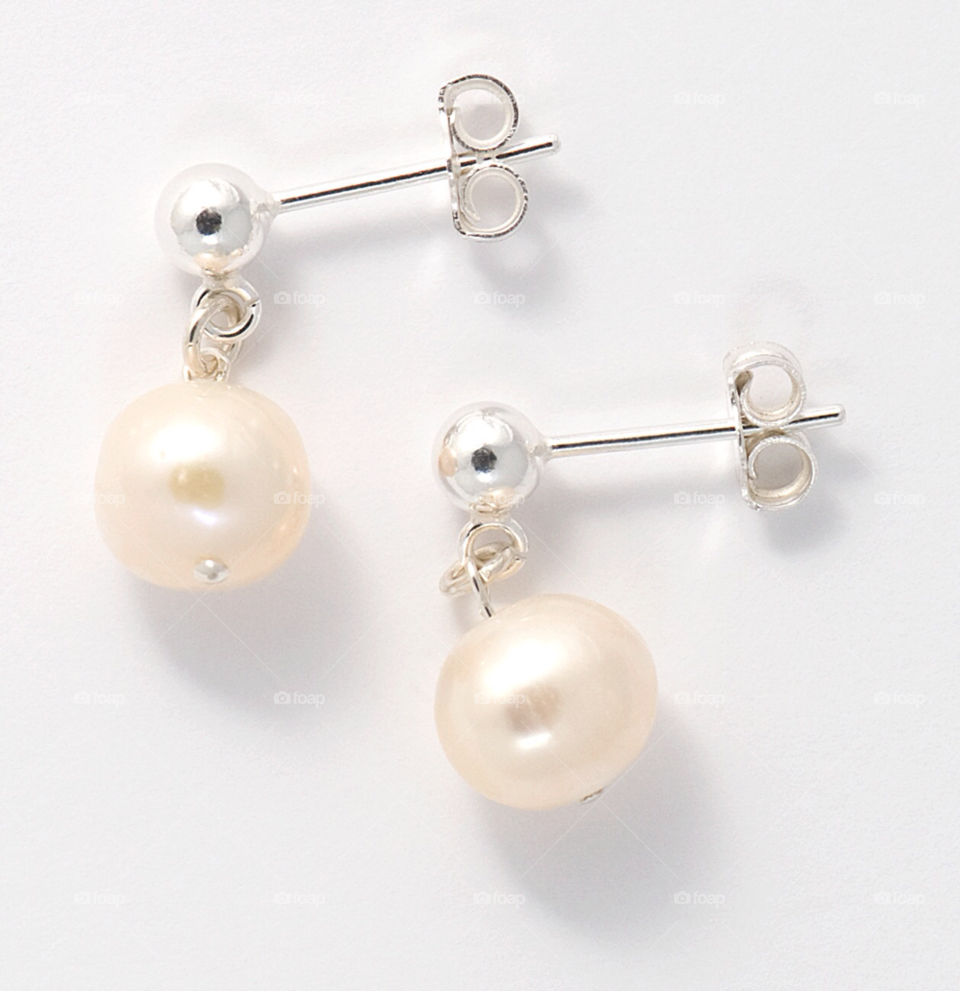jewellery ears pair pearls by mparratt
