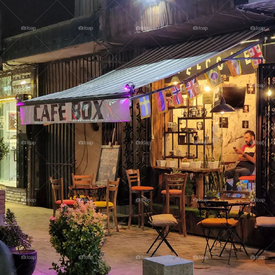 A great cafe for summer nights...