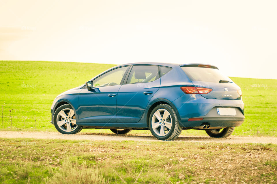 Seat Leon Rear side view