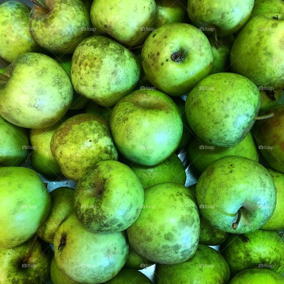 Green Apples