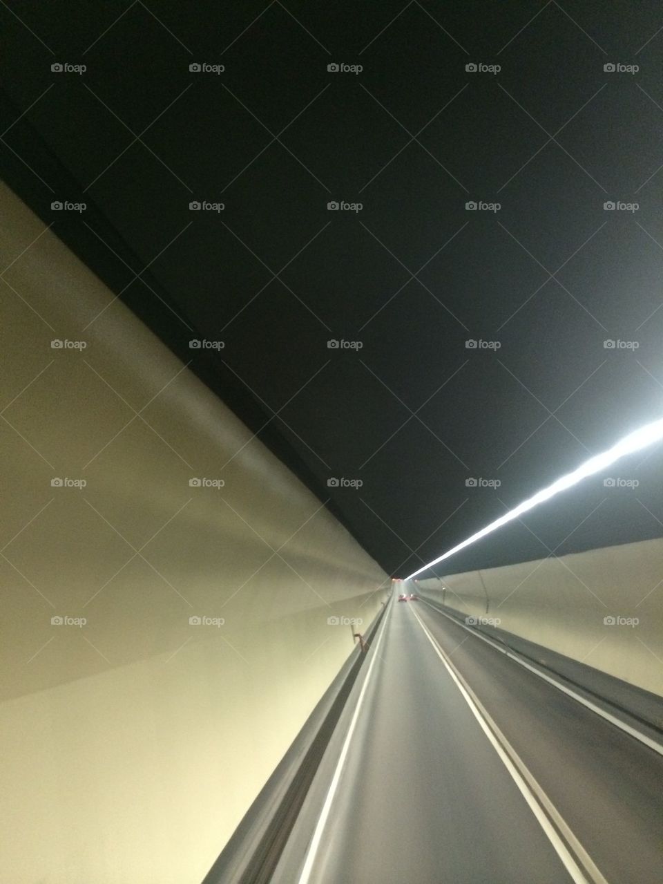 Tunnel