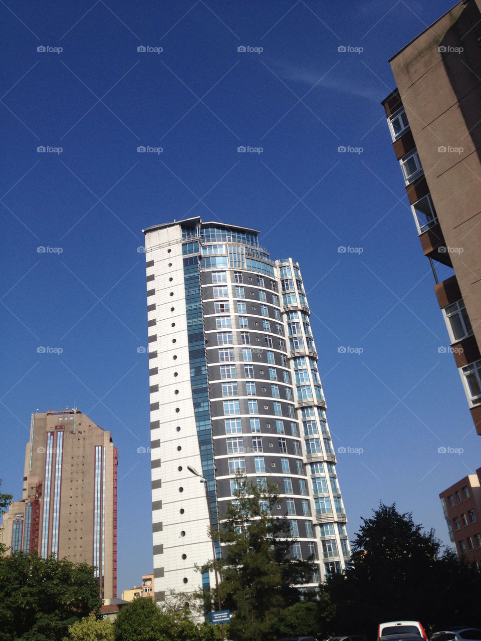 house modern hotel building by linhof