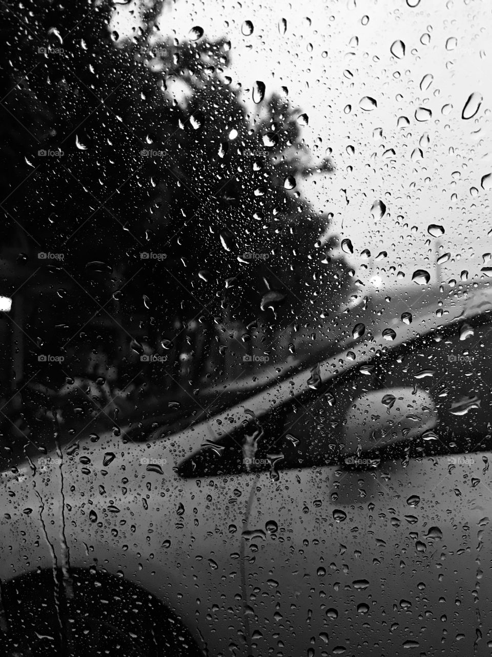 I’m in car when raining !!