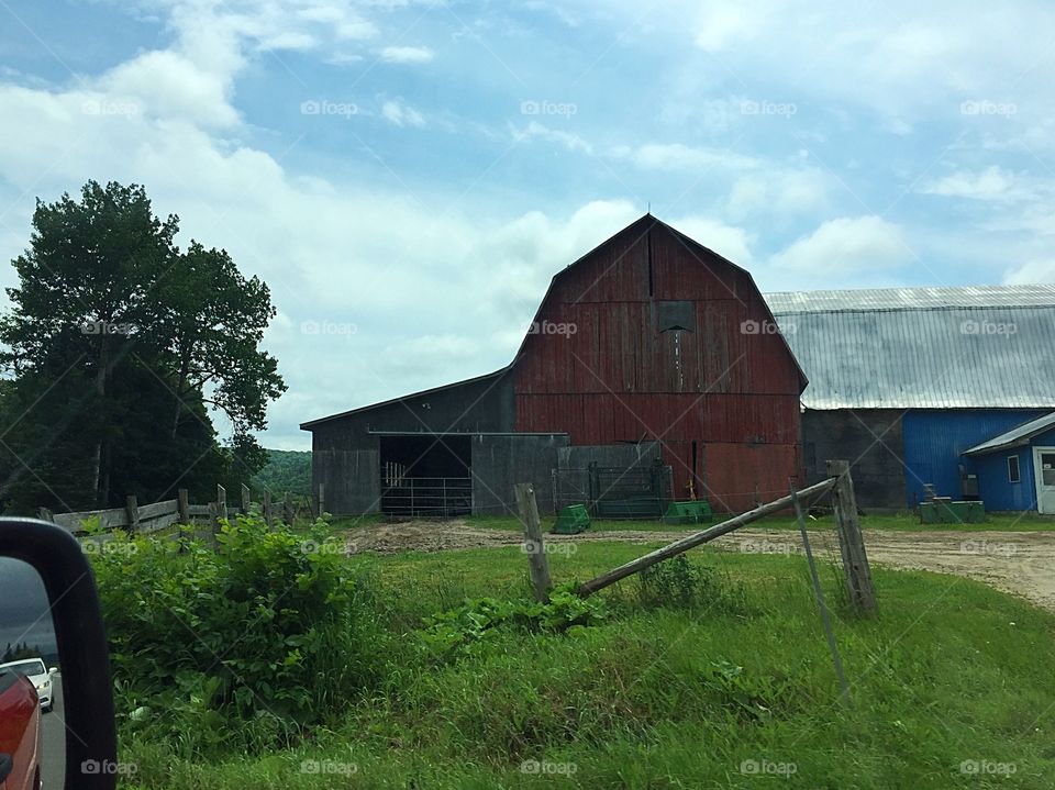 Old Country Barn
