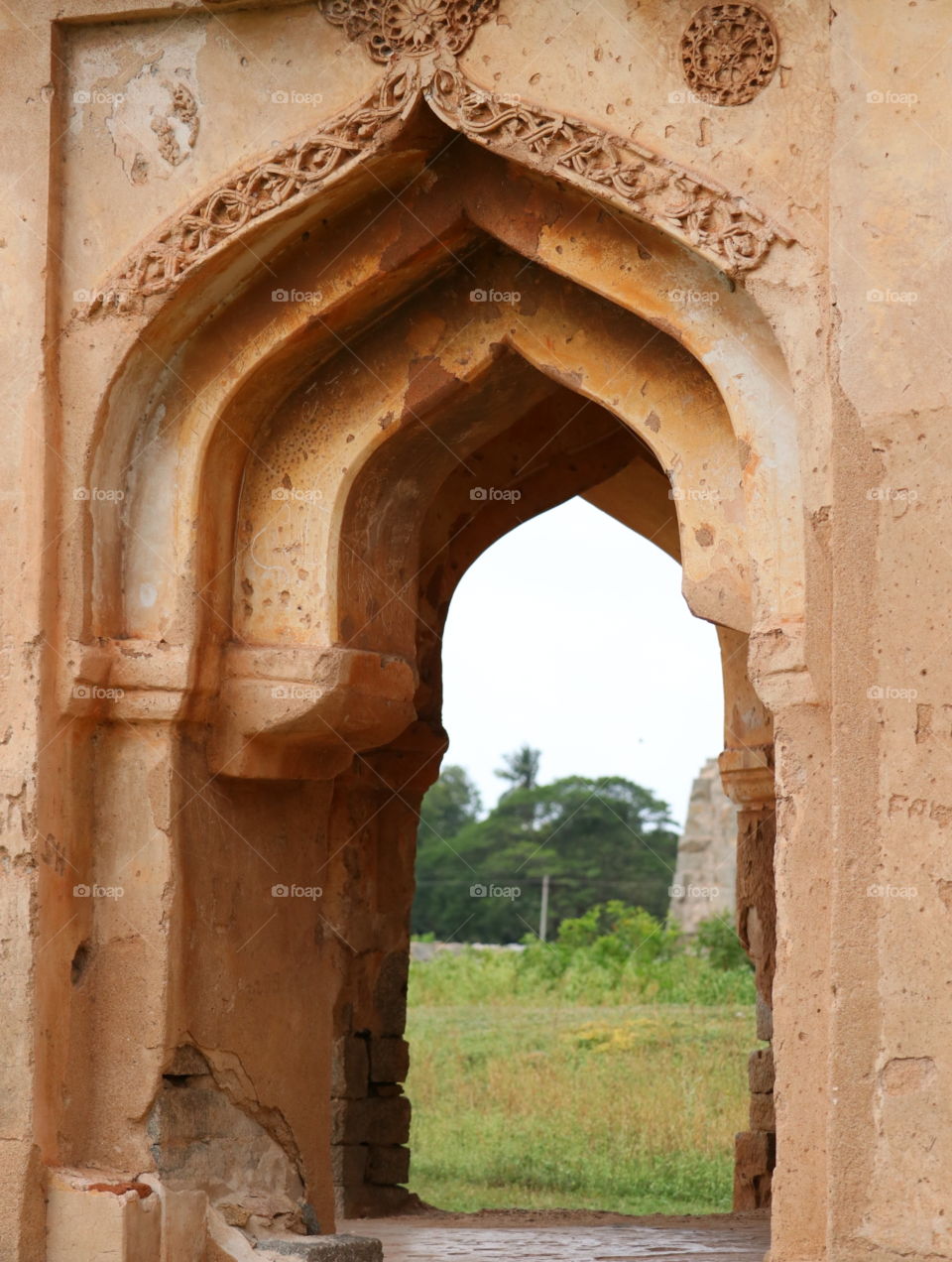 concurrent sealing arch