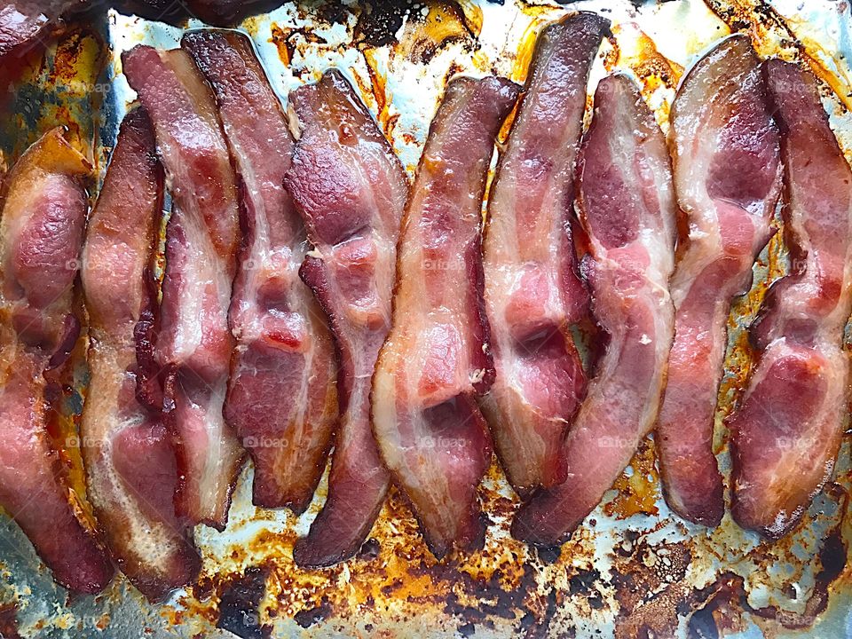 Oven-cooked bacon