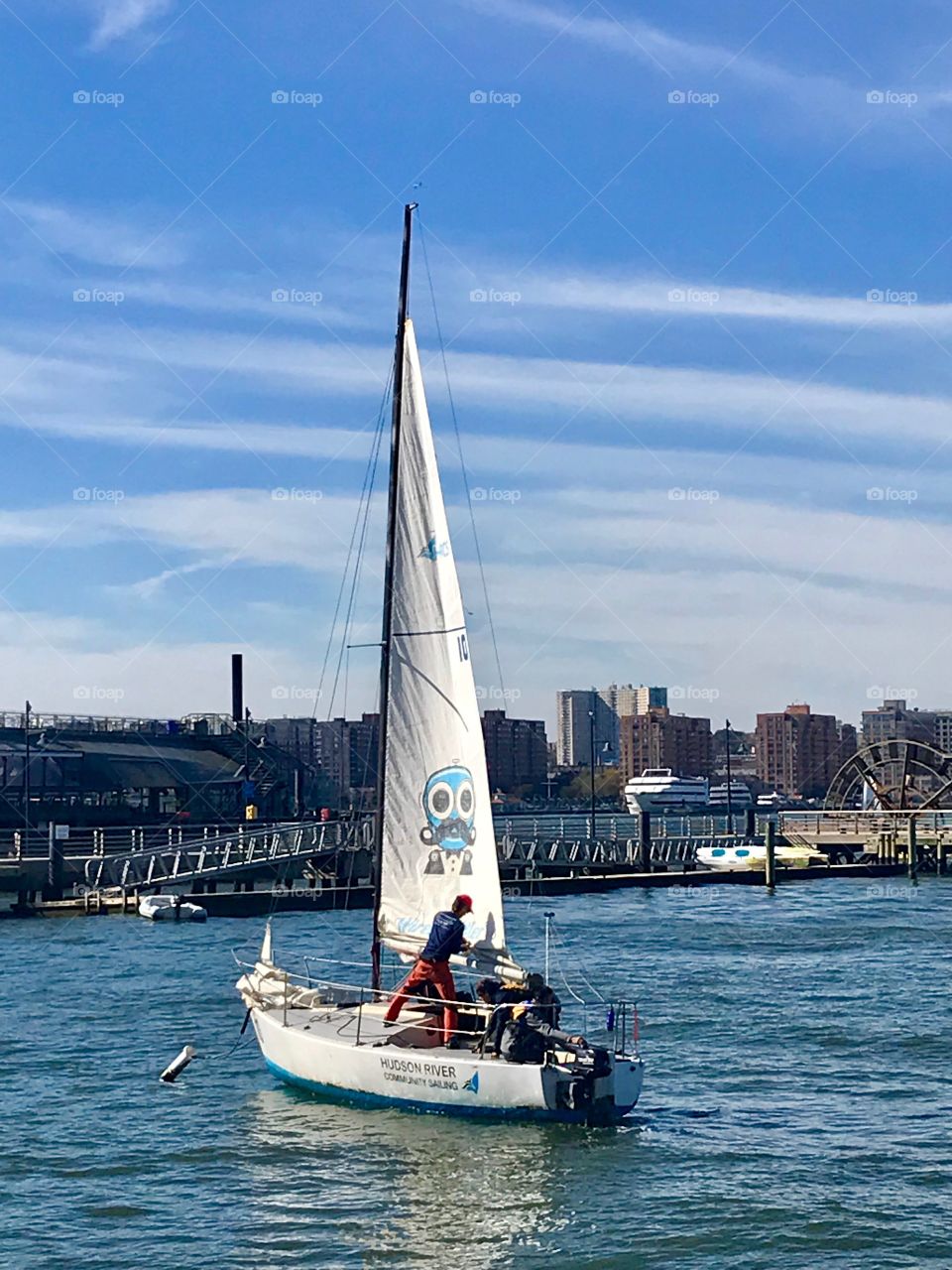 Sailing on Hudson River 