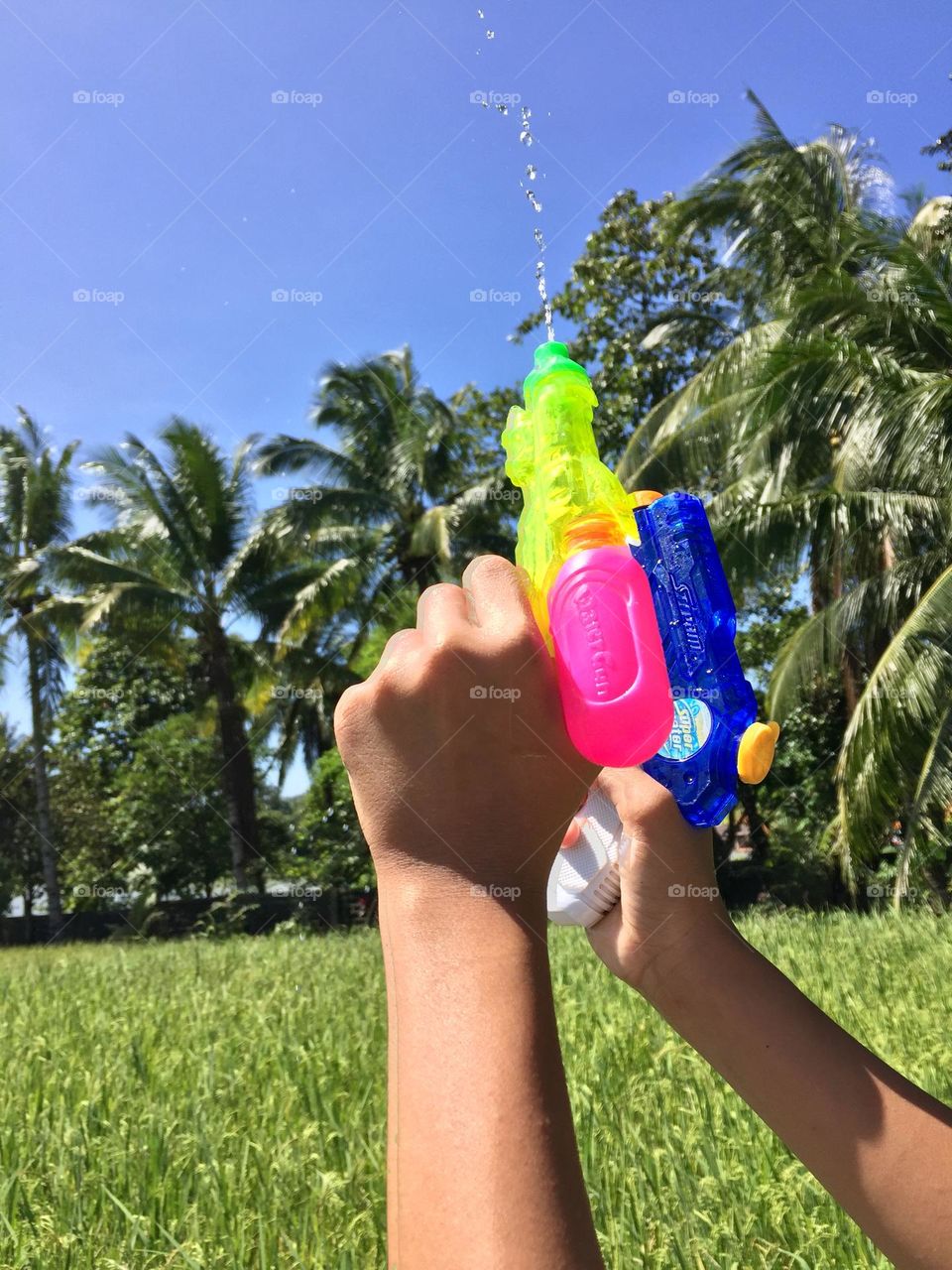 Water guns 