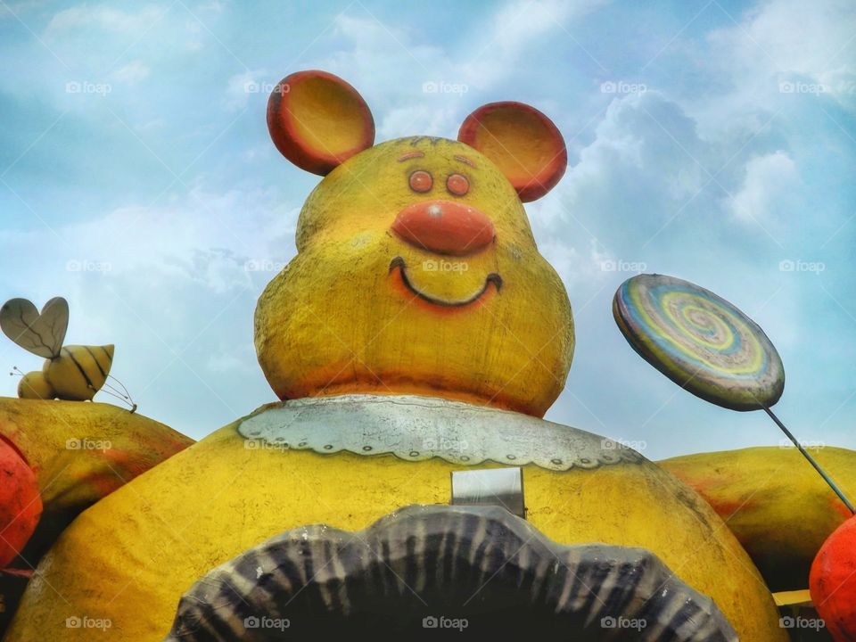 Bear in the amusement park