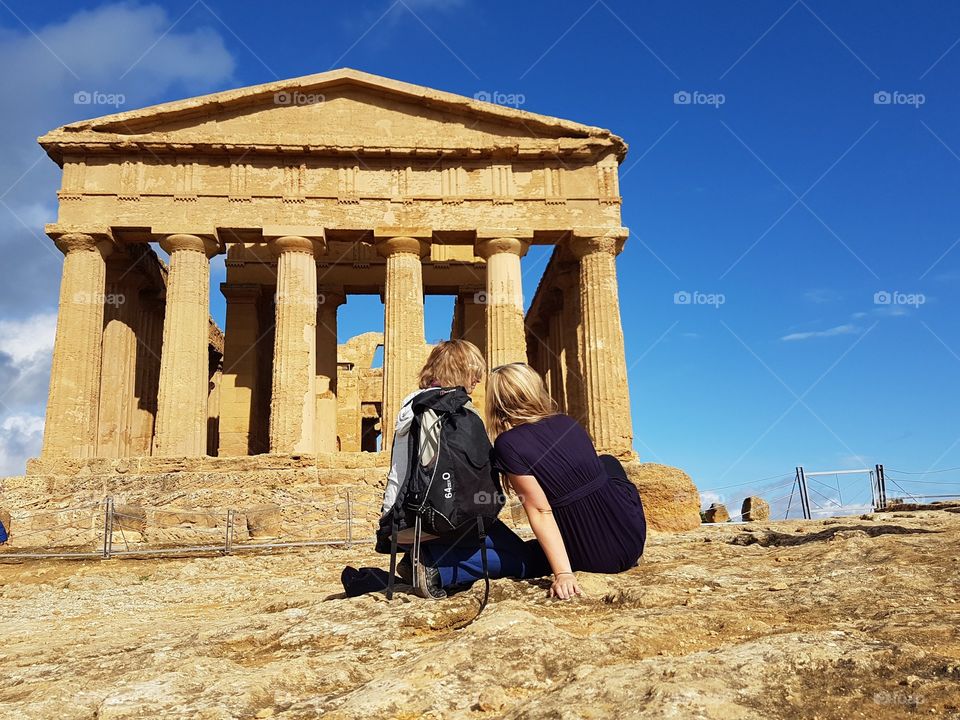 Lost in ancient sites