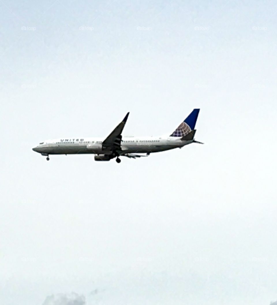United Airlines Airplane Aeroplane in sky in Flight