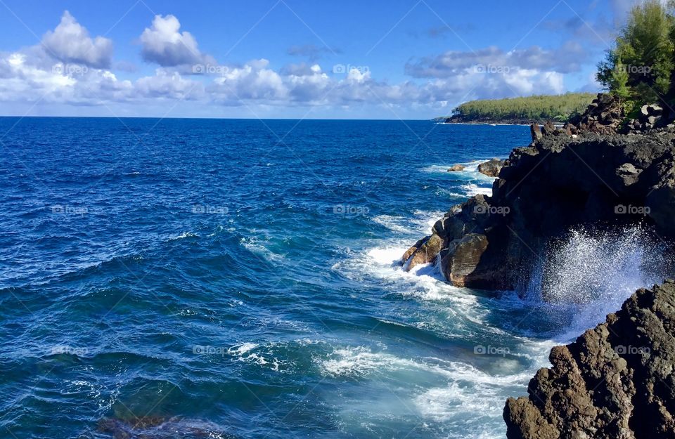 Waves and sea spray on the Big Island 