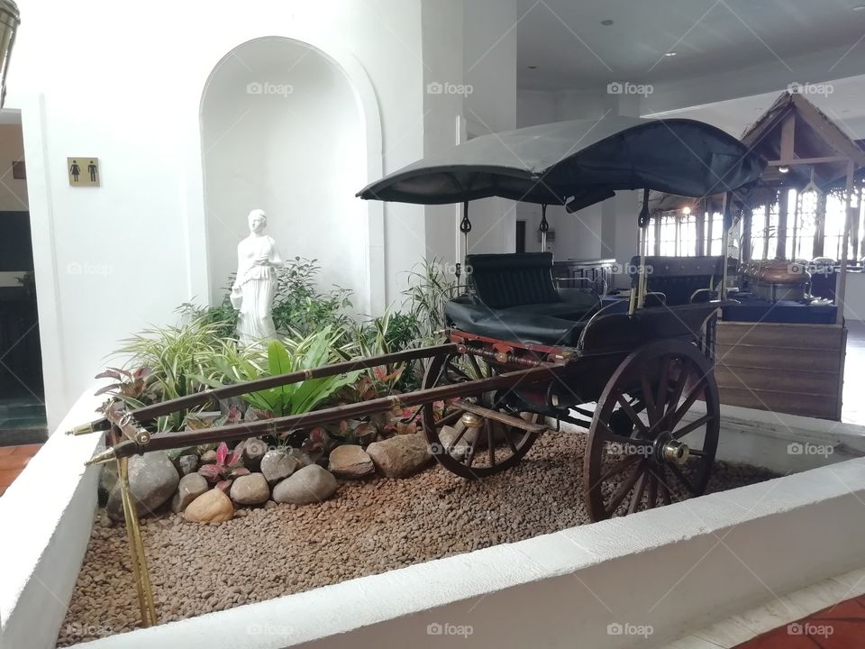 Old bullock cart been displayed at the hotel