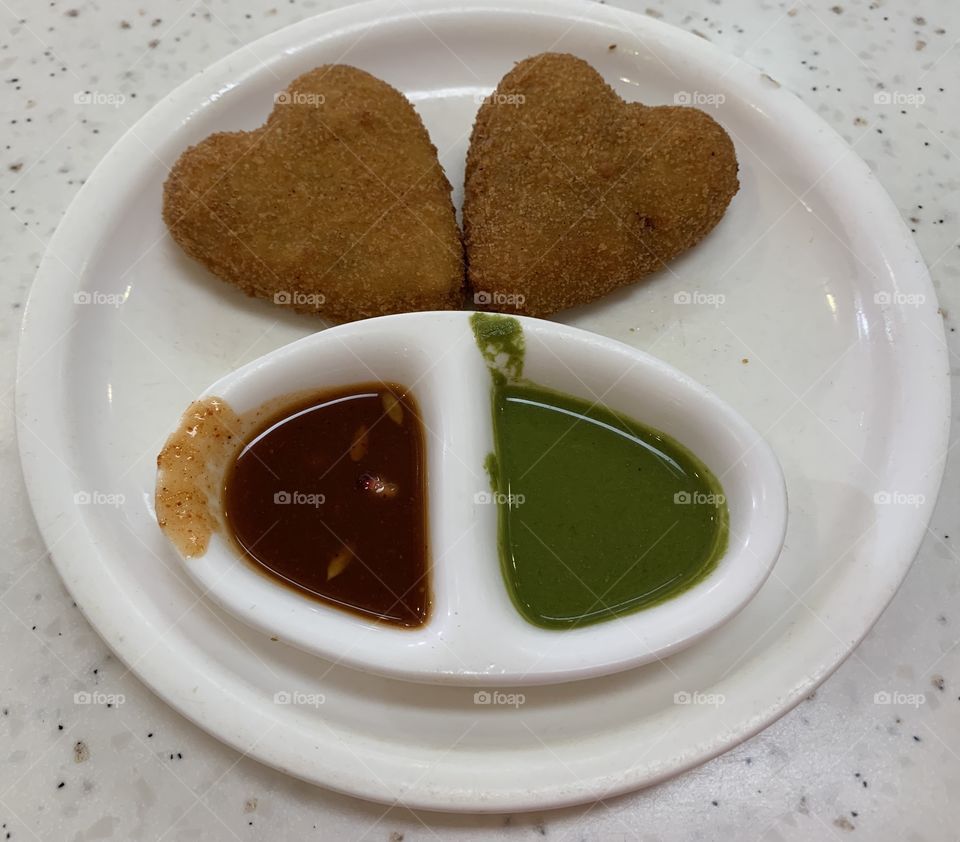 Paneer Cutlet with green Coriander Chutney and tamarind Chutney