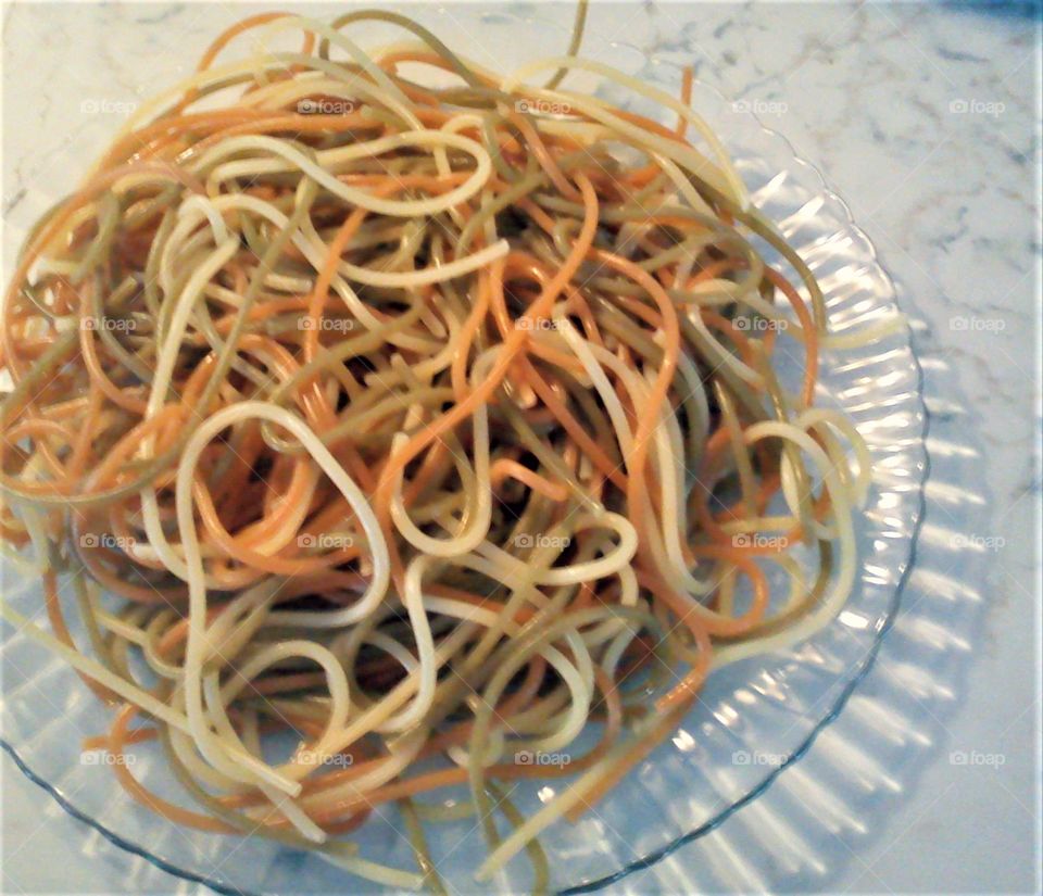Colorful veggie spaghetti dish