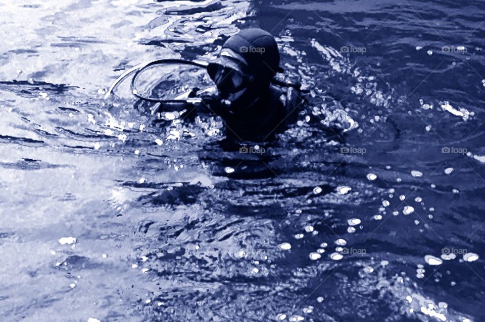 Divers, water, harbour