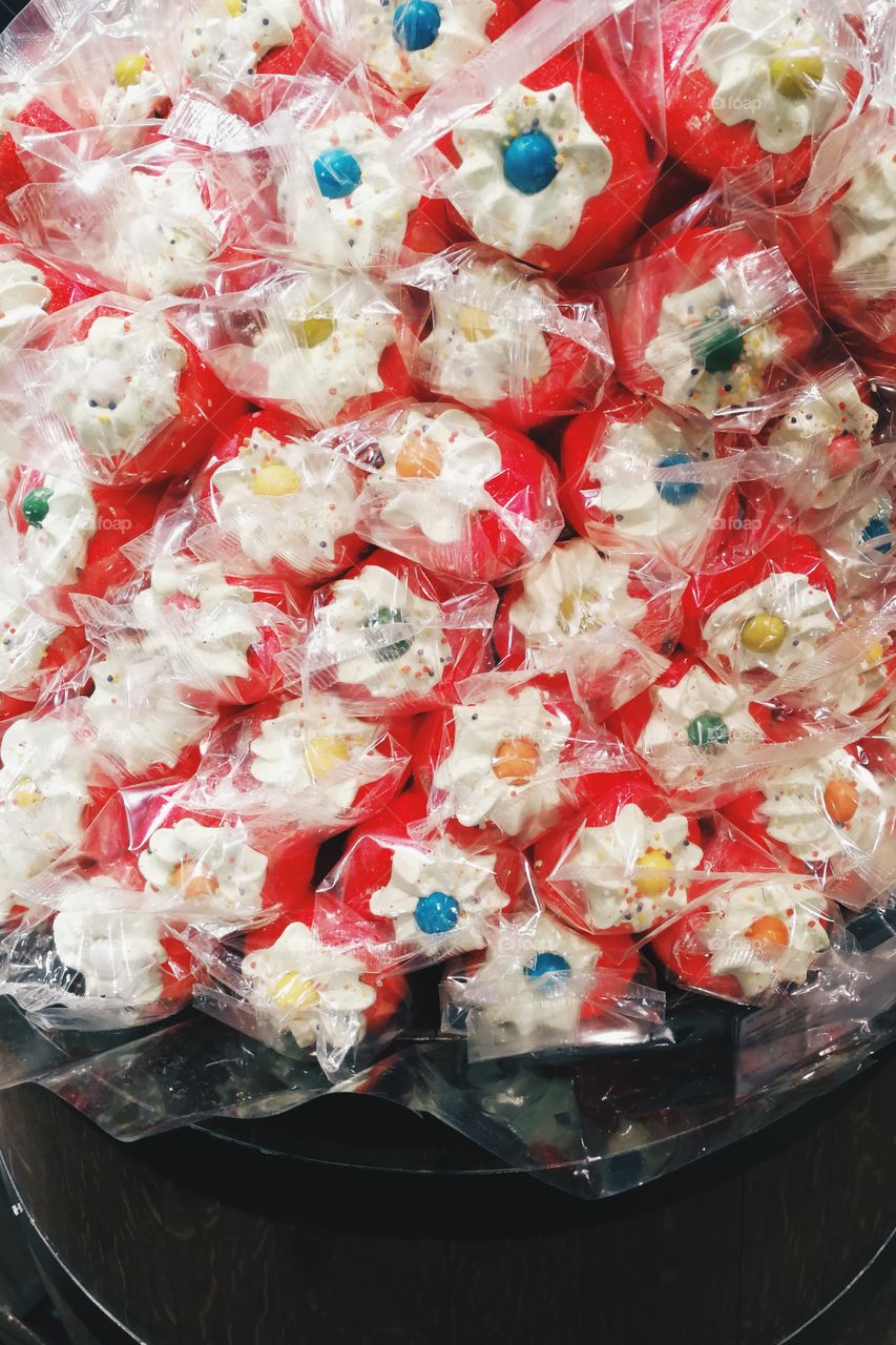 Flower shaped gummi candies