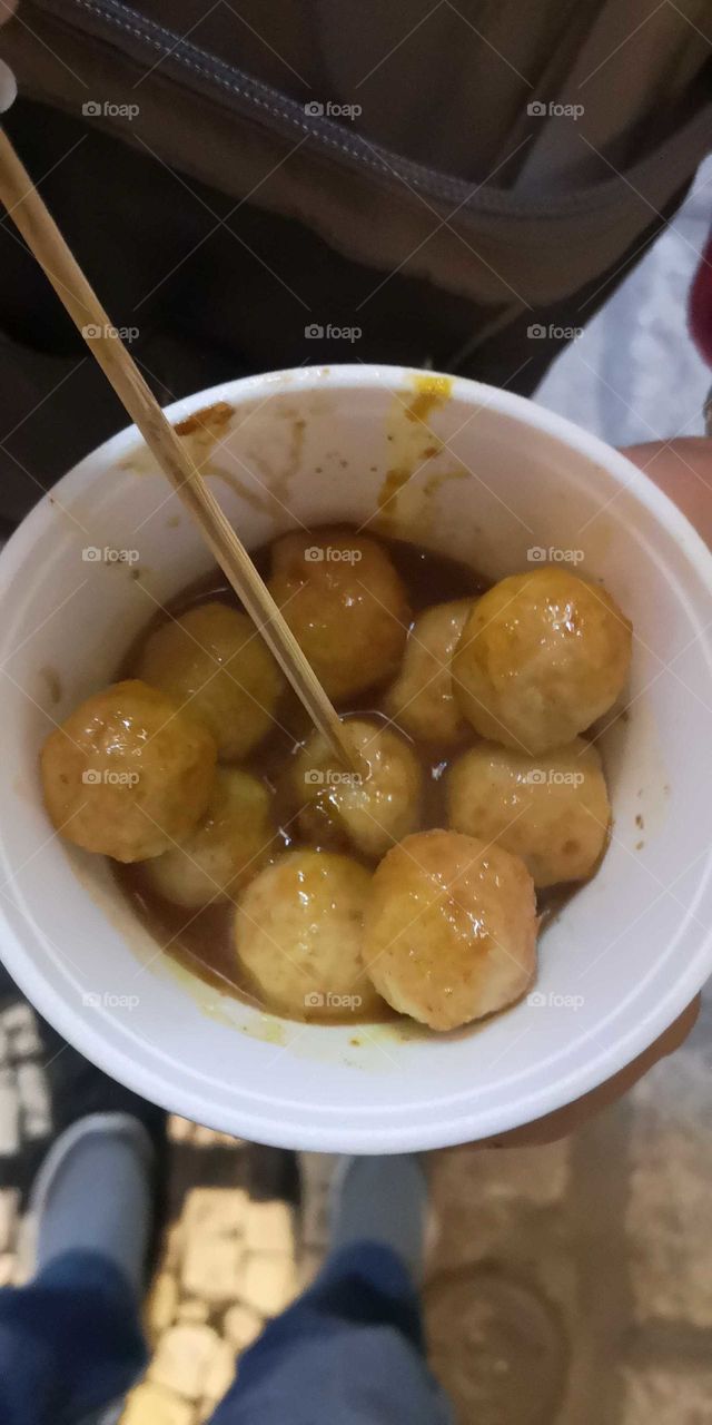 Curry fish ball