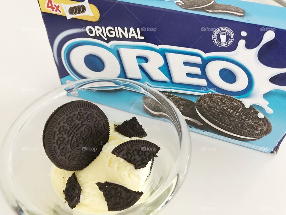 Oreo with ice cream 