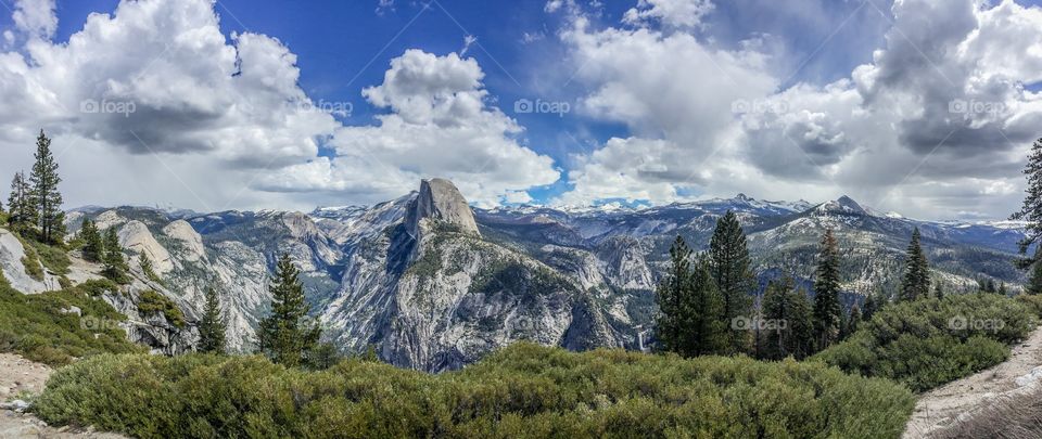 View at Glacier Point of Yosemite National Park in California 