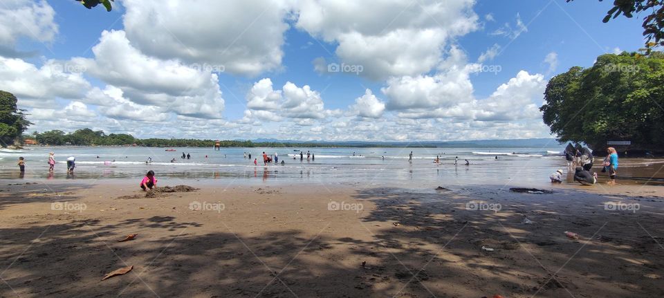 Pangandaran Beach Indonesia, who like the beauty of the beach then this place is the right place for you to vacation with your family.