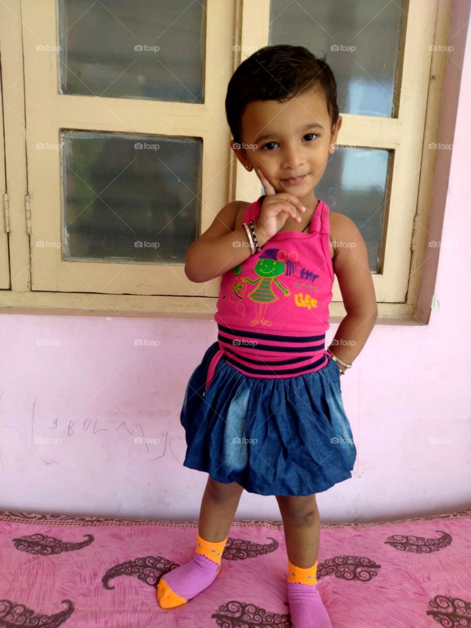 so cute girl look like a barbey doll so pretty so nice action little girl so pretty