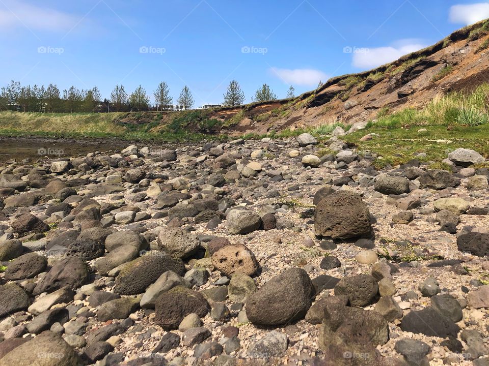 Seems there might be treasure hidden here somewhere, yet the treasure lies in the moment not anything found.