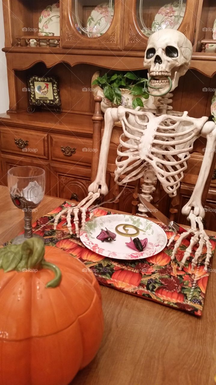 Skeleton Dining