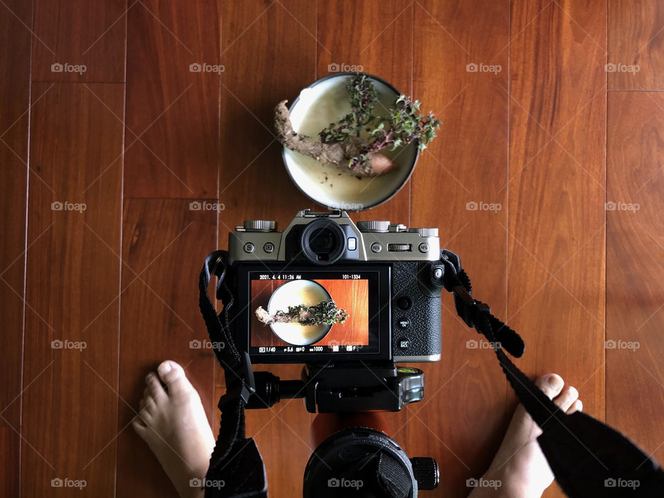 Photographing ugly objects