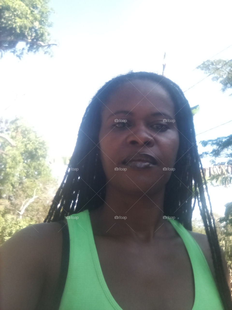 you don't have to pay to see the beauty of a simple but very intelligent person that is how I am .