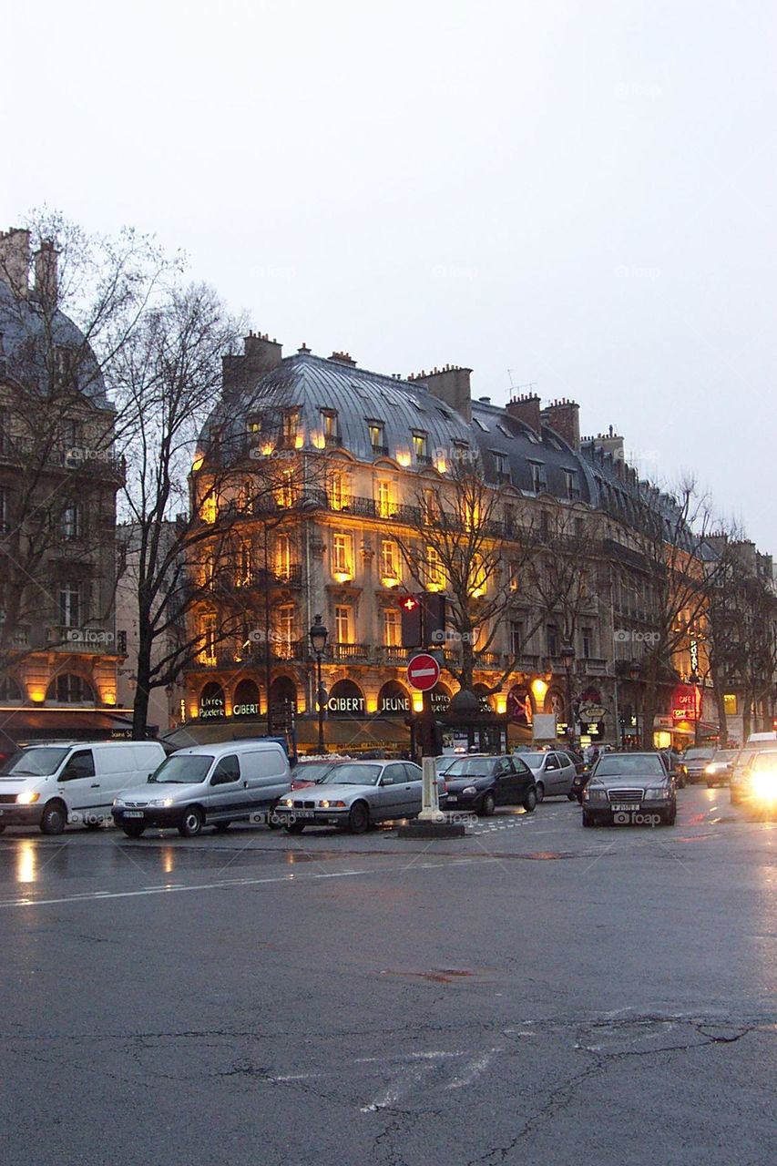 Twinkling windows Paris scene
