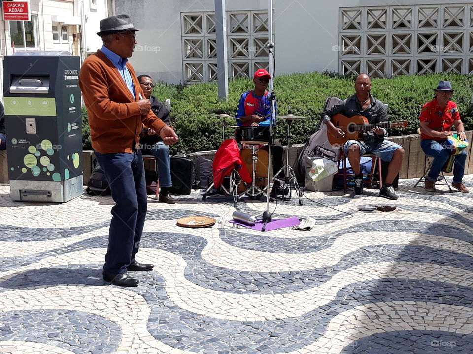 A band from Cabo Verde playing in Cascais on the street