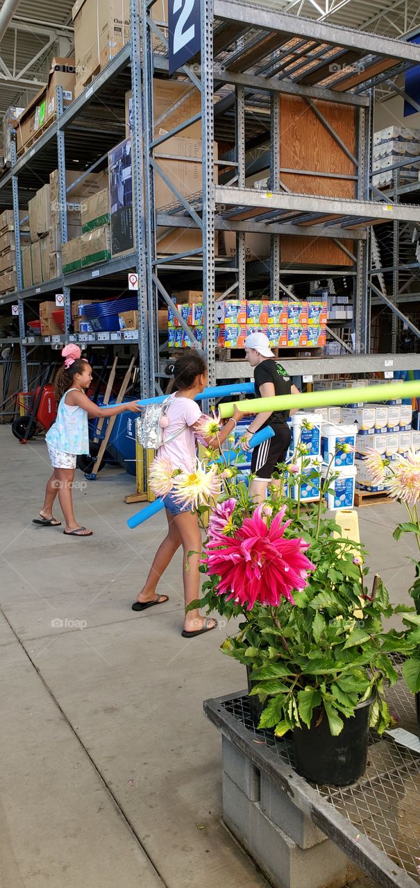 Pool noodle fight!