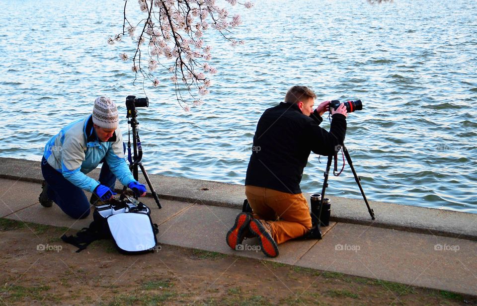 people photographing....