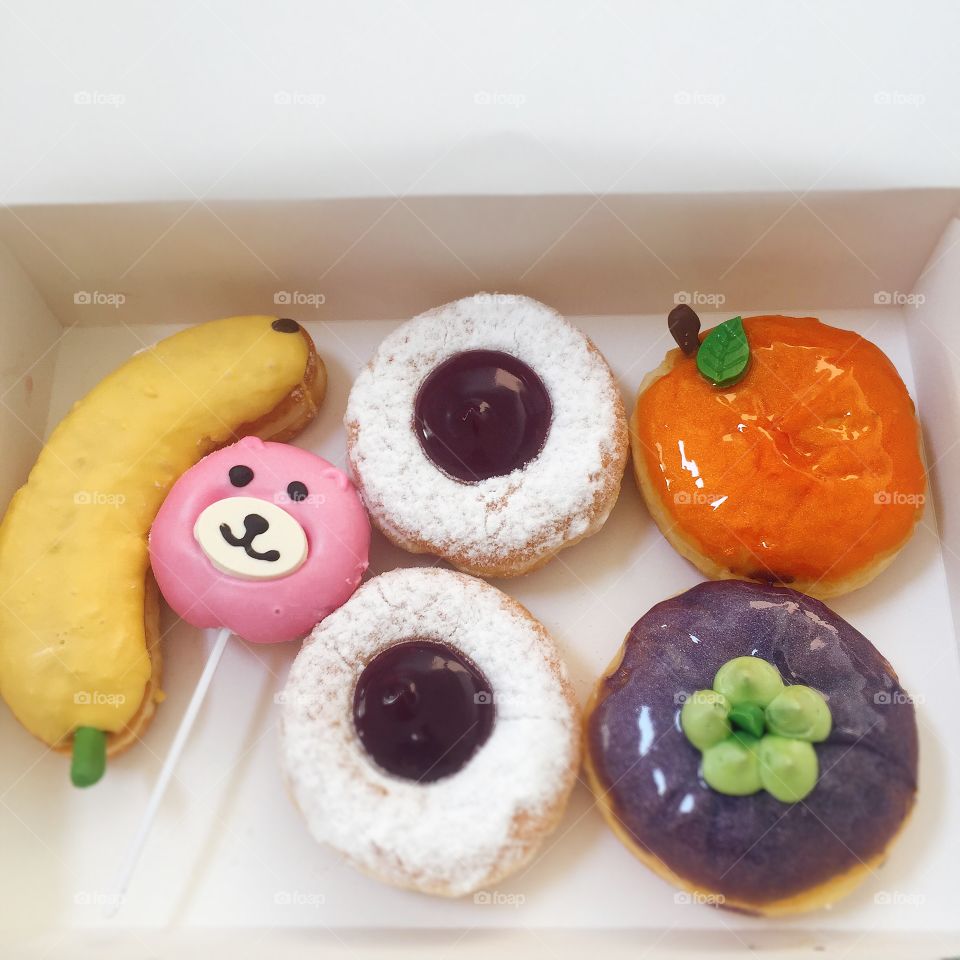 Donuts time happy time