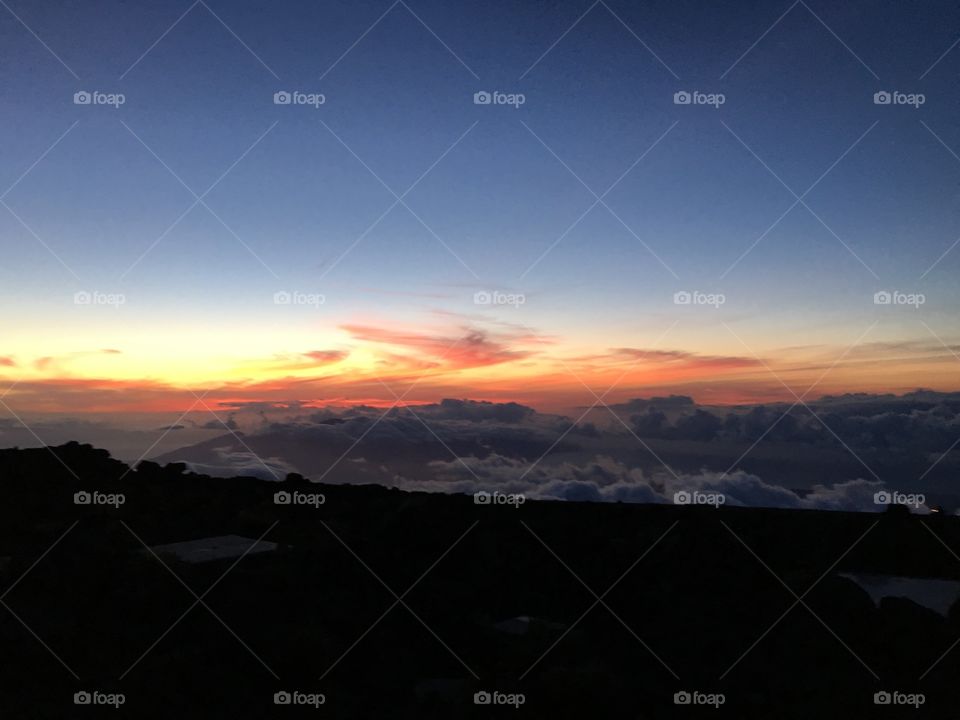 Scenic view of dramatic sky during sunet