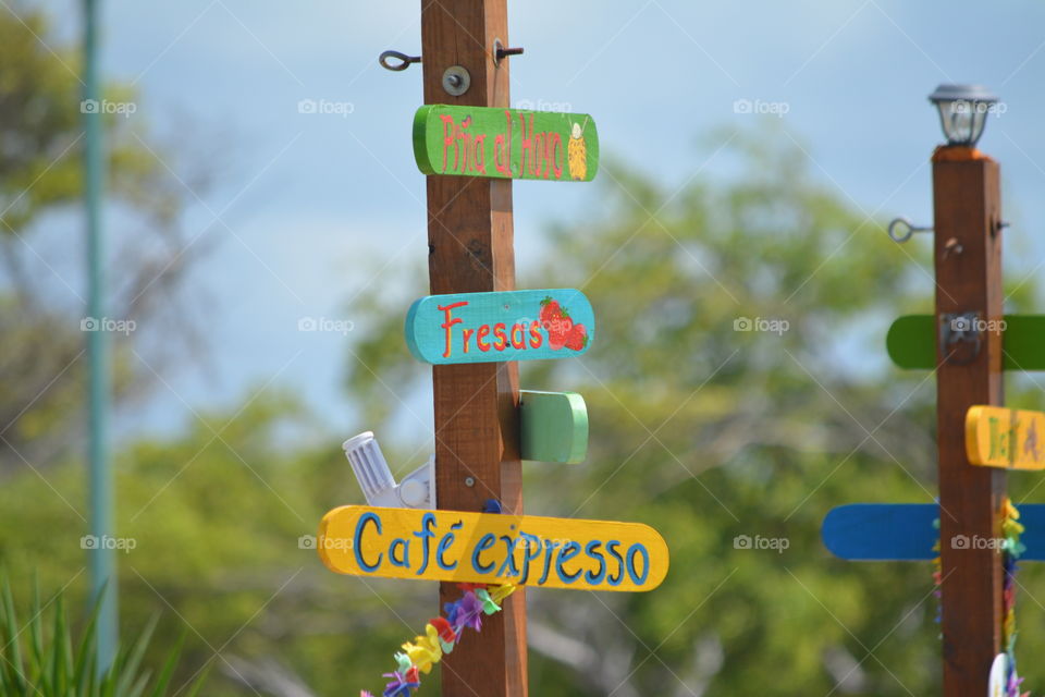 Directional Sign in Spanish