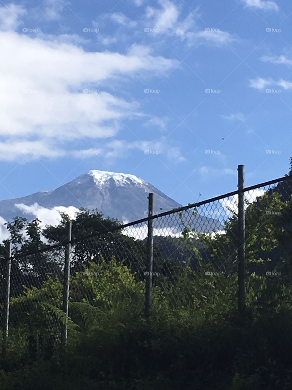 Nevado del tolima, desde la distancia.