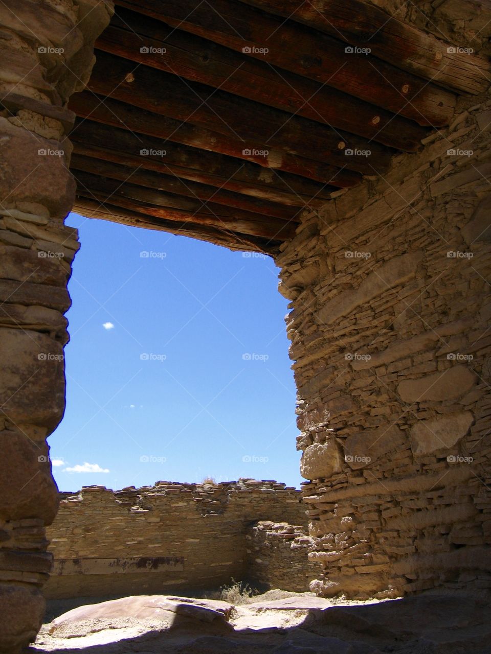 Window in the ruins, Chaco Canyon, New Mexico 