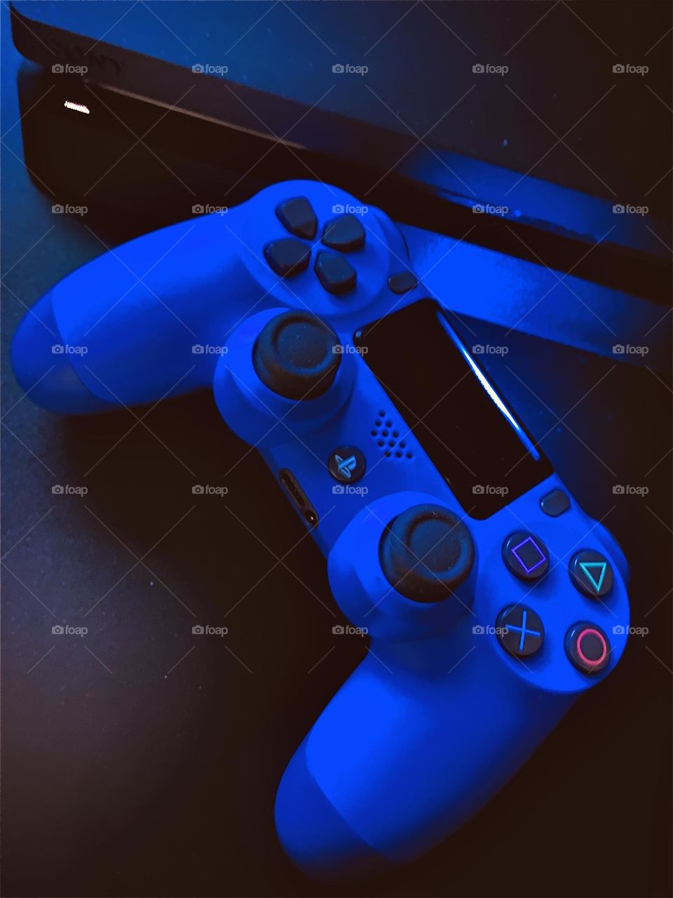 Ps4 and controller