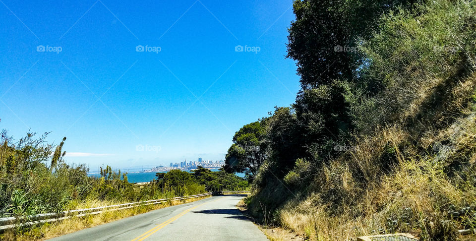 Road to the Golden Gate Bridge