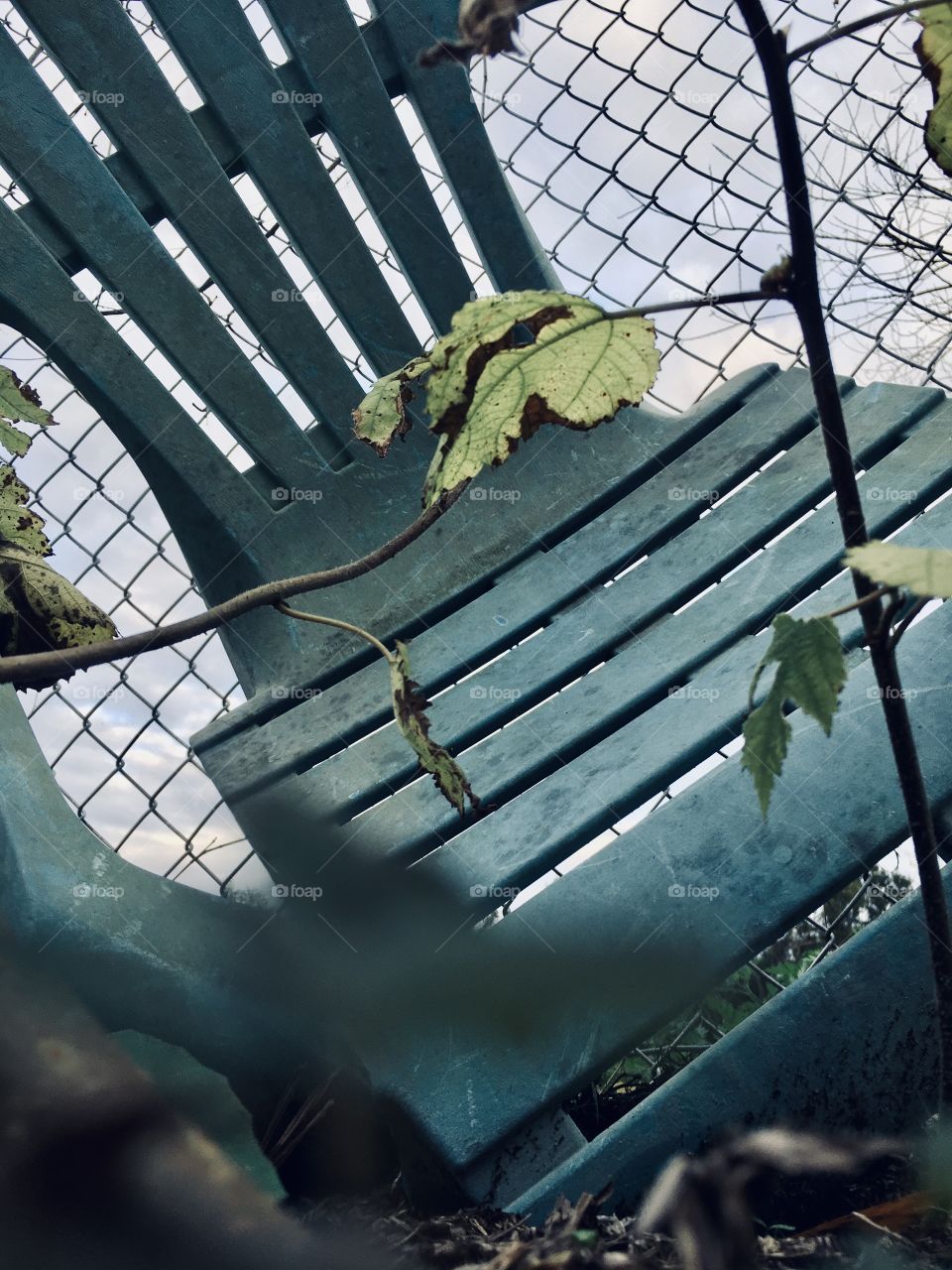 Old abandoned plastic chairs 🪑