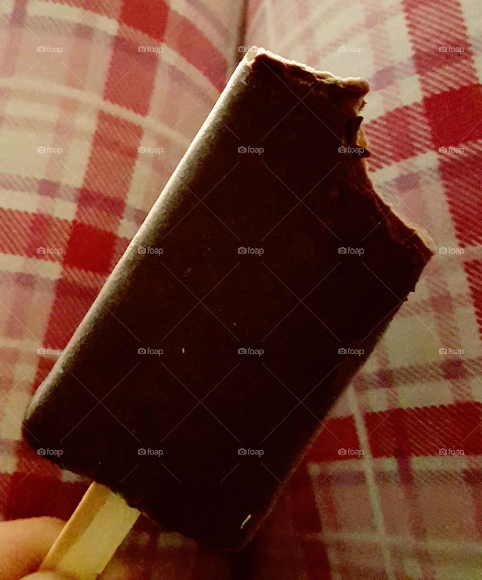 Um picolé de chocolate belga para alegrar o dia