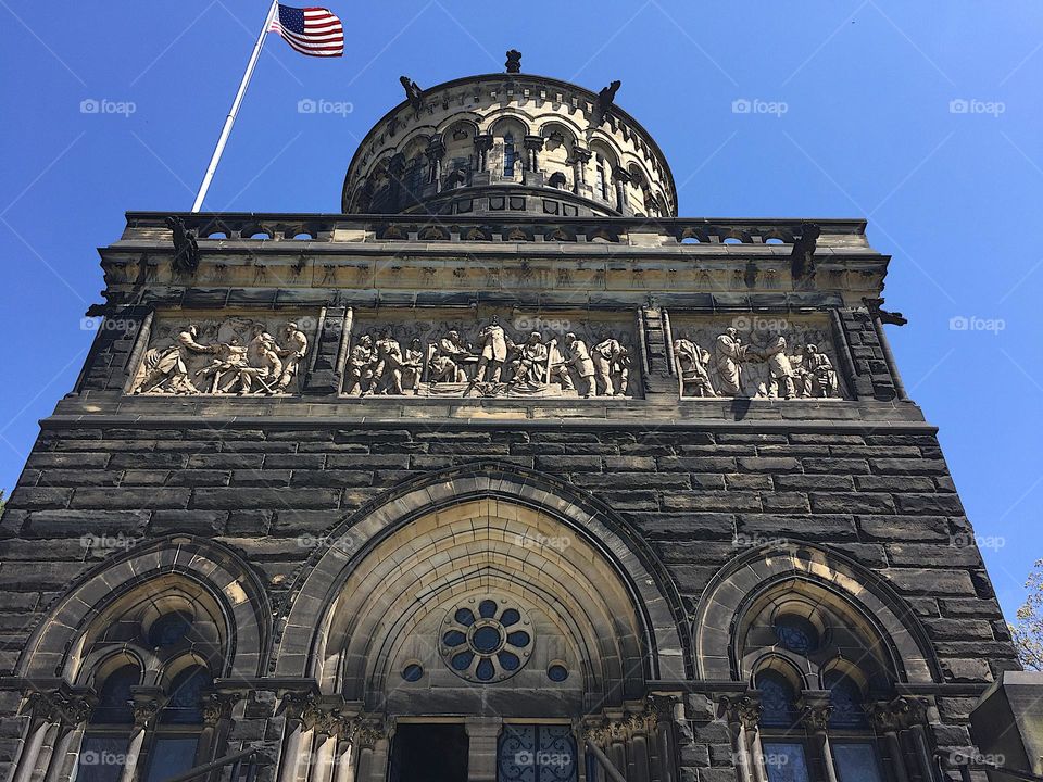 Eerily beautiful architecture of the Presidential tomb for US President James Garfield 