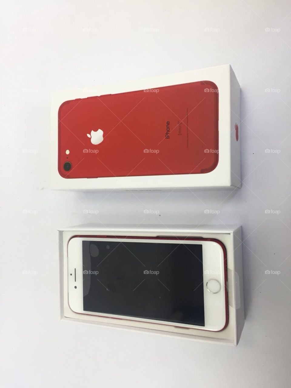 iPhone 7 red unboxed