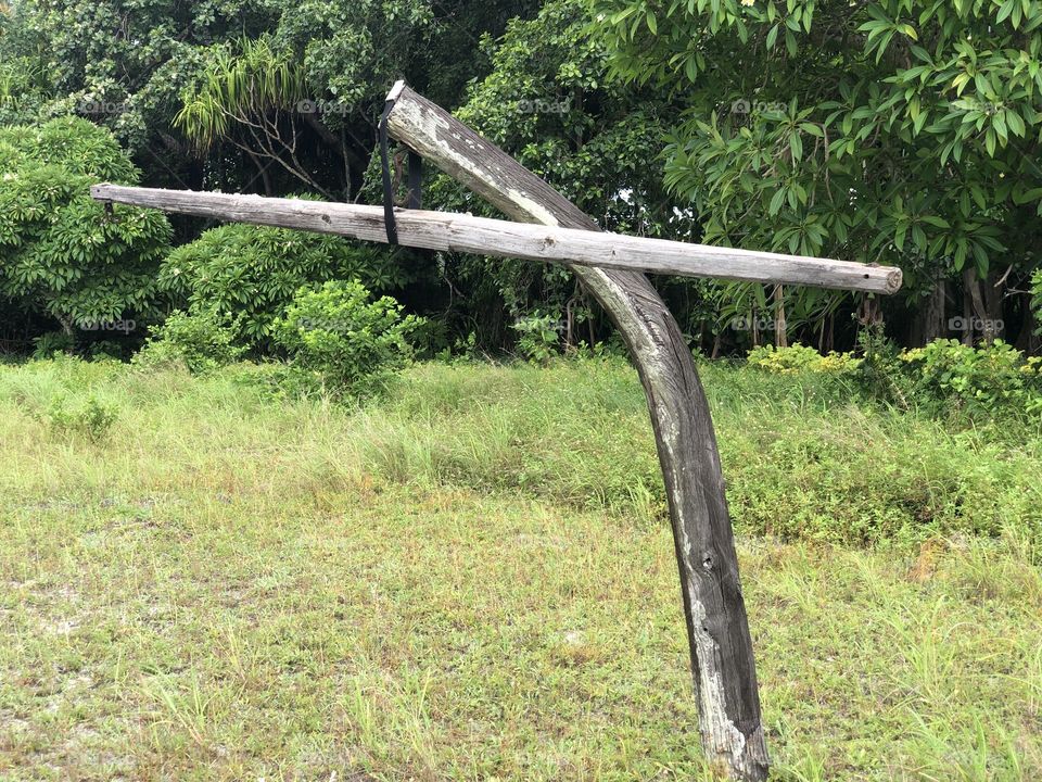 An ancient relic people weighing machine found in #HDH nolhivaramfaru. Olden days people were sick by unknown facts, during this time the locals used to say, if he/she got recovered that they will give sweets or fruits to all locals. 