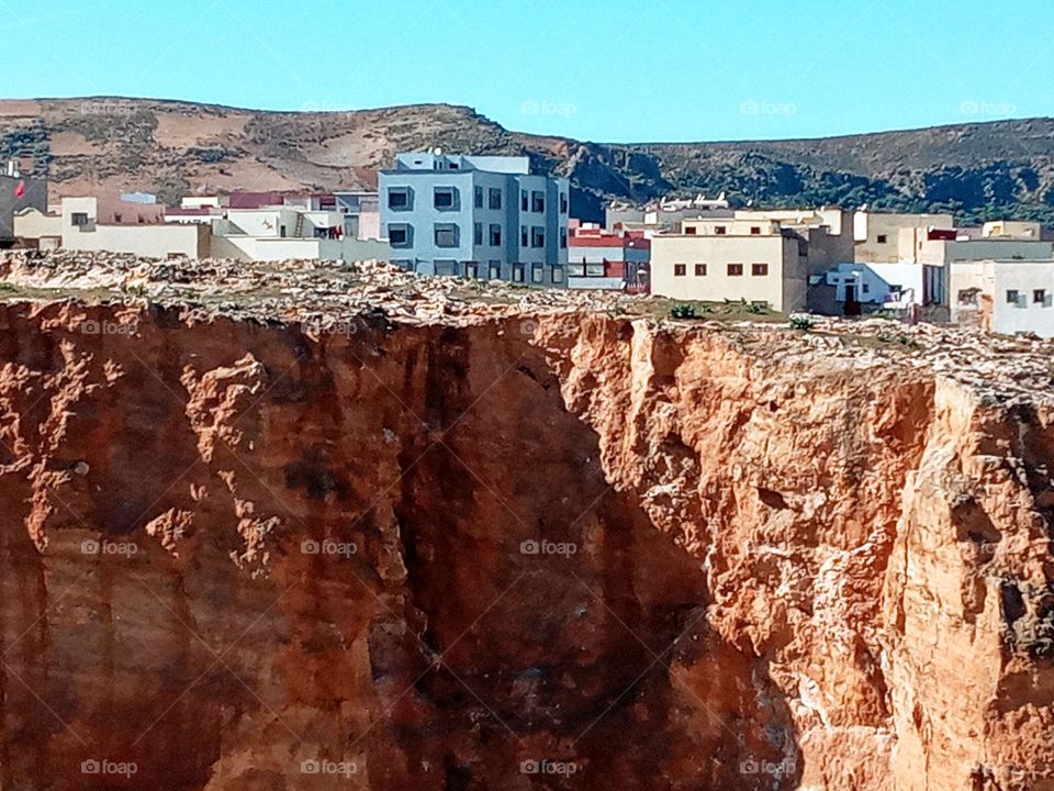 Population between the nature