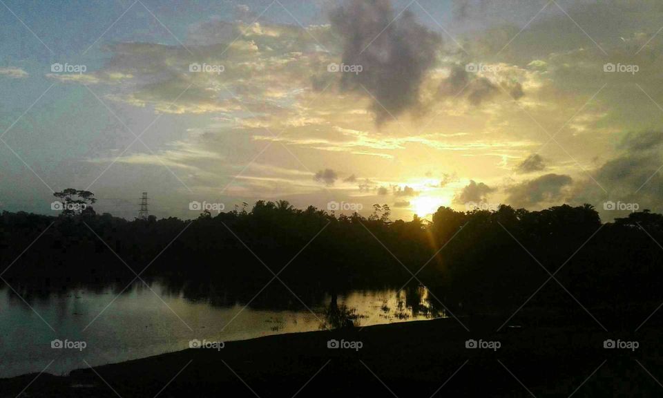 incredible sunset take this picture in baddegama river  fluid