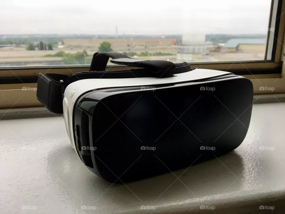 VR